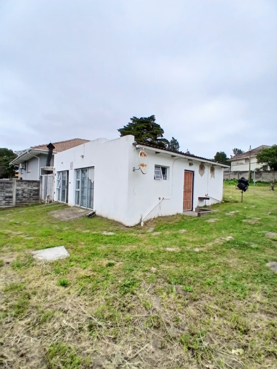 2 Bedroom Property for Sale in Cambridge Eastern Cape
